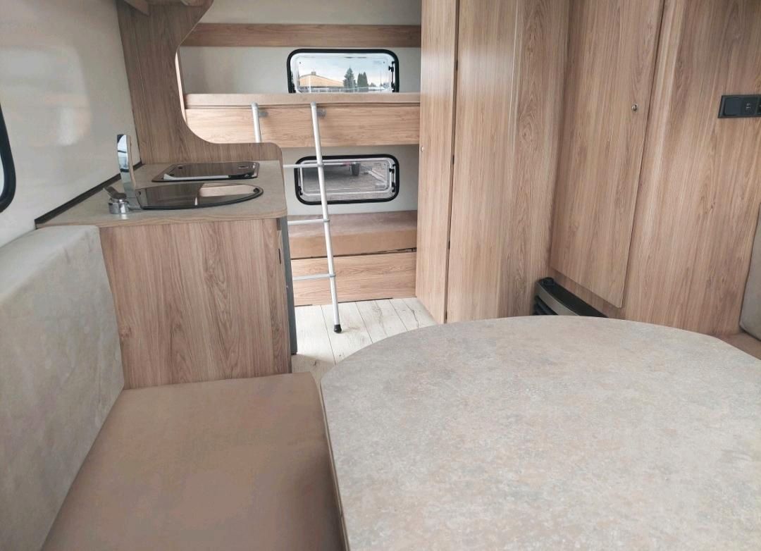 Niewiadow N-Cross mit Heizung /Toilette/ 4 Personen Wohnwagen