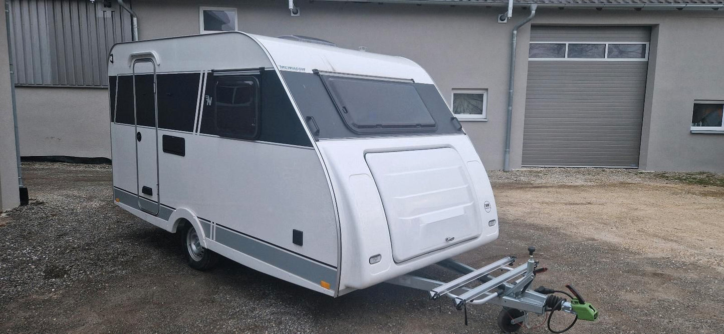 Wohnwagen Vermietung 3+1 Personen Küche/WC/Dusche & Zubehör